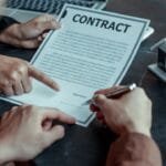 الفرق بين شركات المقاولات في الكويت: دليل شامل لاختيار شركة المقاولات المناسبة