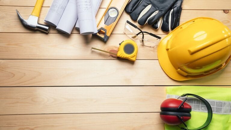 تدابير السلامة لقطاع البناء في الكويت