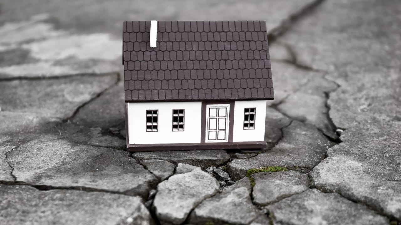The most important way to optimize building construction against natural disasters طريقة لتحسين بناء المباني