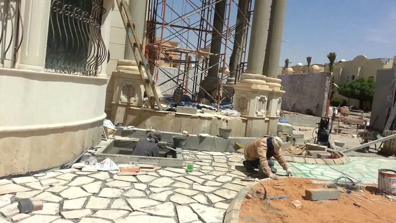 خدمات المقاولات