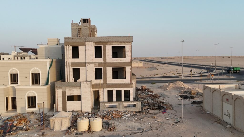 أساسات المباني في بناء الفلل والابنية
