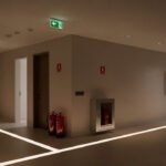 حماية البيت من الحرائق: من توزيع الطفايات الى مخارج الطوارئ